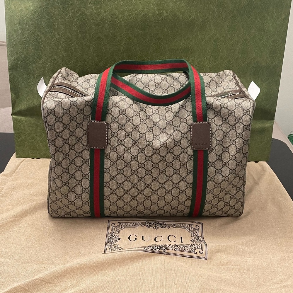 Gucci x 10KTF duffle bag